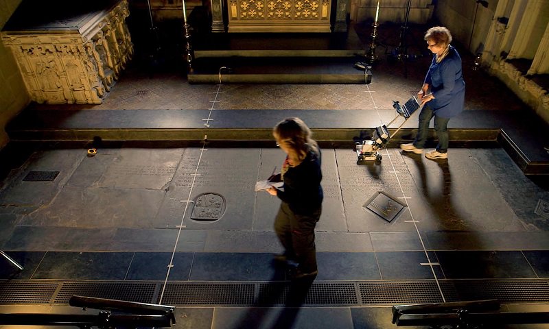 Photo of Shakespeare's Grave Survey